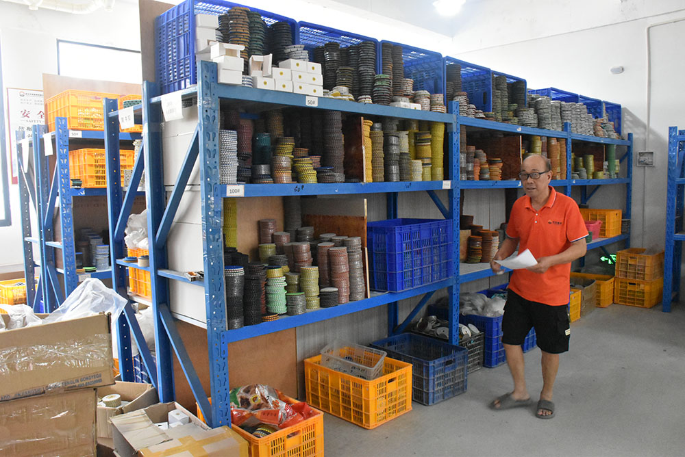 Warehouse storage for various abrasive and diamond tools