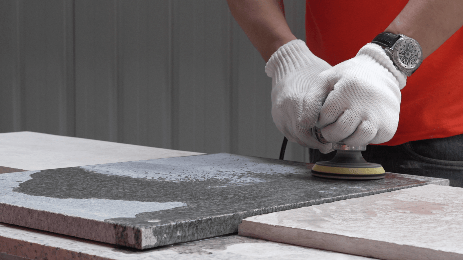 Tianli precision hand polishing and grinding wheel edge processing craftsmanship