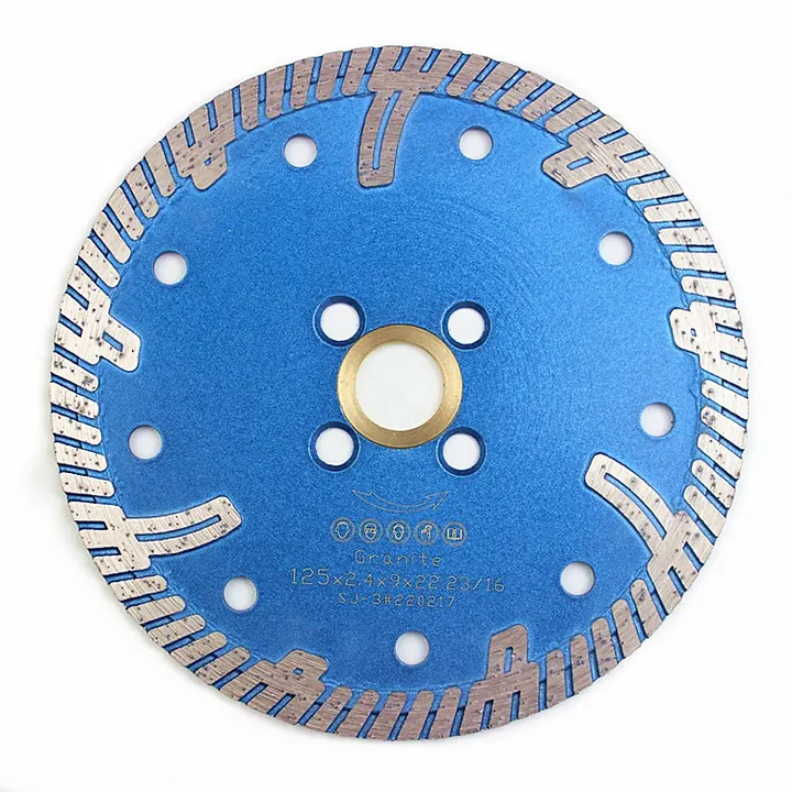 Turbo Diamond Blade with Protective Teeth